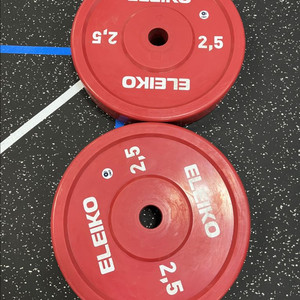 엘리코 테크닉 세트(바벨, 원판, 조임쇠) 팝니다.