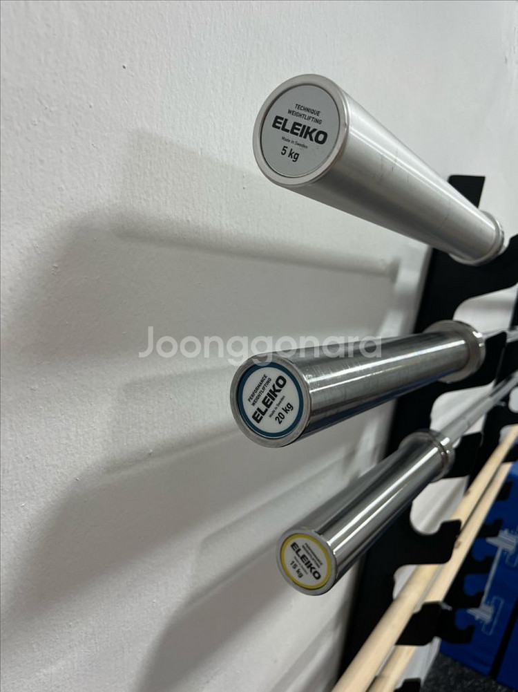 엘리코 퍼포먼스 웨이트 리프팅 바 15kg 팝니다.--0