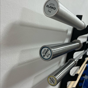 엘리코 퍼포먼스 웨이트 리프팅 바 15kg 팝니다.