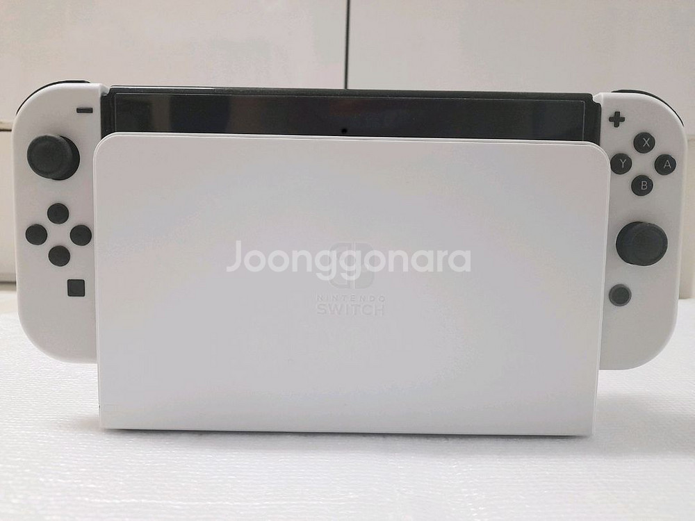 닌텐도 스위치 oled 화이트 팝니다--2