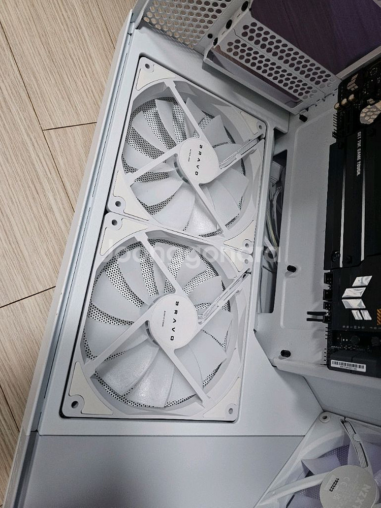 NZXT H6 Flow rgb 매트화이트--5