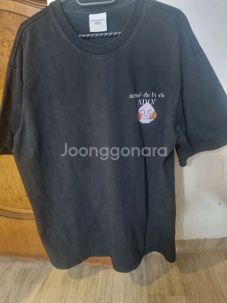 ADLV(아크데라비). 반팔티. L/XL--0