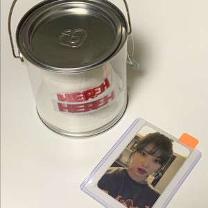 아이유 헐콘 콘서트 굿즈 모자 키링 버킷햇 볼캡 포카