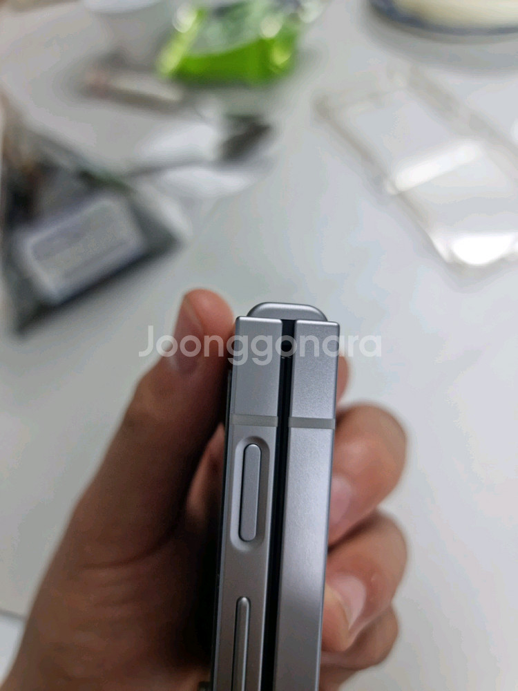 z플립6 256기가 실버 새것컨디션 올갈이제품--3