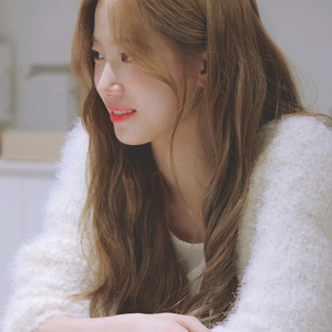르세라핌 카즈하 싸인 폴라로이드 양도합니다