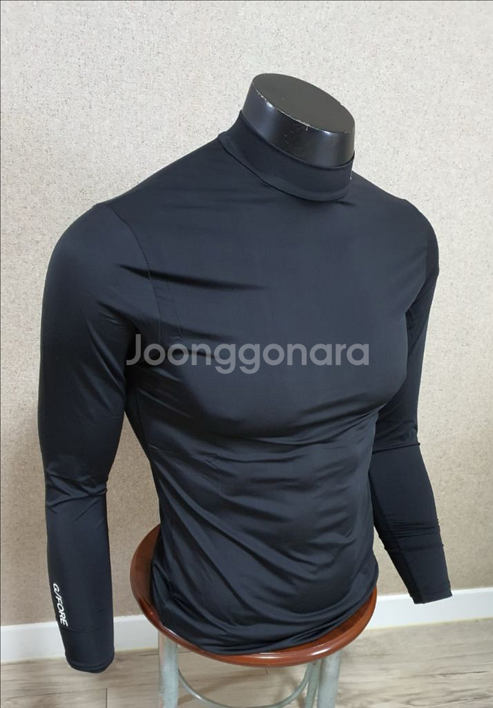 지포어 골프웨어 남성 넥로고 반사로고 기능성 이너웨어--1