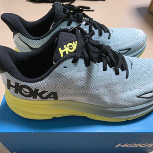 호카 클리프톤9 290 새상품