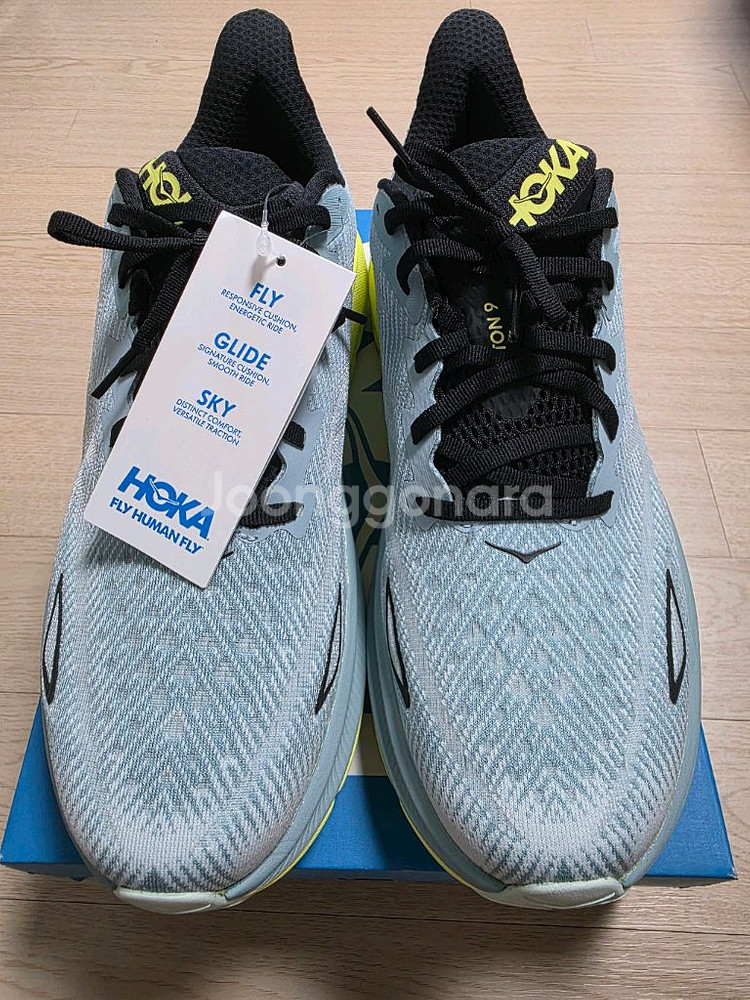 호카 클리프톤9 290 새상품--1