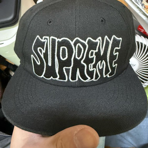 슈프림(supreme) 스트릿 스타일 스냅백