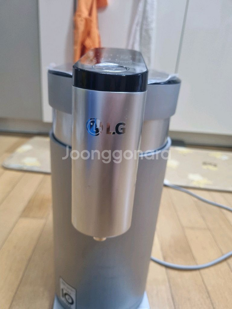 LG 퓨리케어 상하좌우 정수기--1