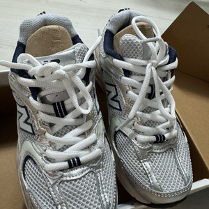 (준 새상품) 뉴발란스 530 스틸 그레이 220