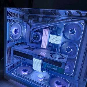 라이젠9 9950X3D RTX5090 리안리PC