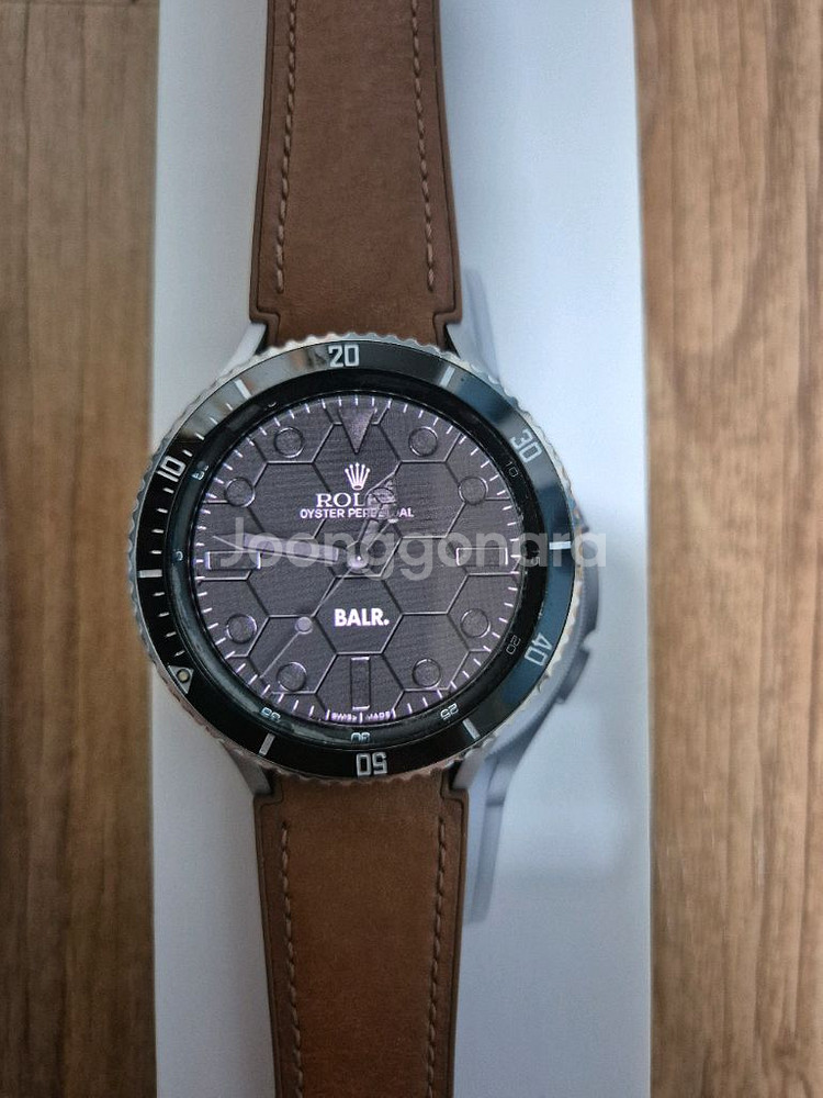 갤럭시워치4클래식 46mm(롤렉스버전)풀박스 판매합니다--4