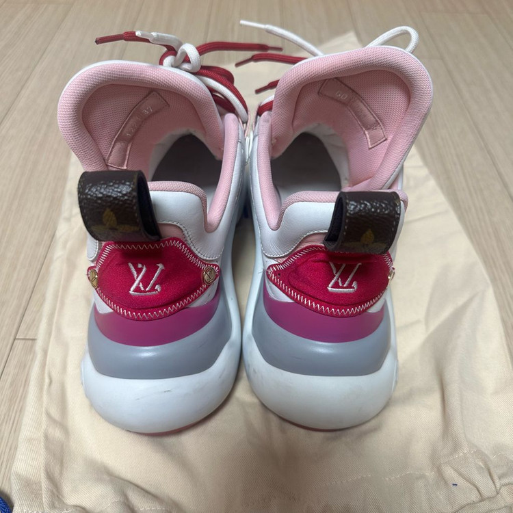 루이비통 아치라이트 37 이미지