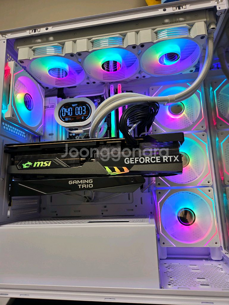 9800x3d, b850m, rtx4080 트리오--0