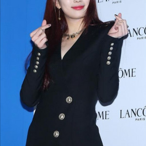 새상품) 수지 원피스 블랙 미니 금장 원피스 정장 원피