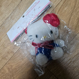 산리오 헬로키티 뉴트로 봉제키링인형 미개봉새것 1