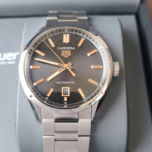 태그호이어 까레라 로즈골드 데이트 최신형 39mm 오토