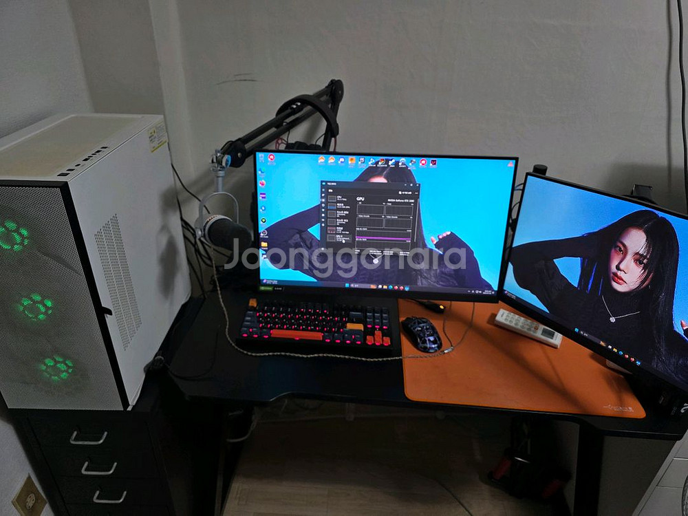 컴퓨터 본체 모니터 키보드 마우스 세트로 급처합니다!!--2