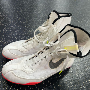 나이키마초마이