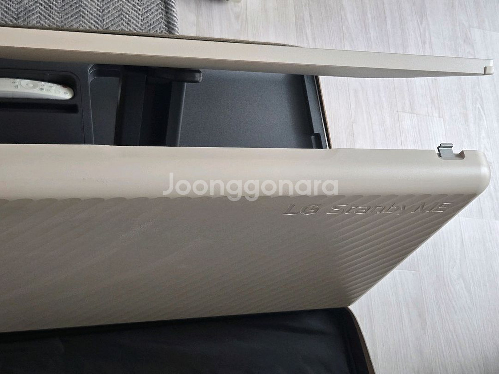 LG 스탠바이미Go ( 27LX5QKNA )--2