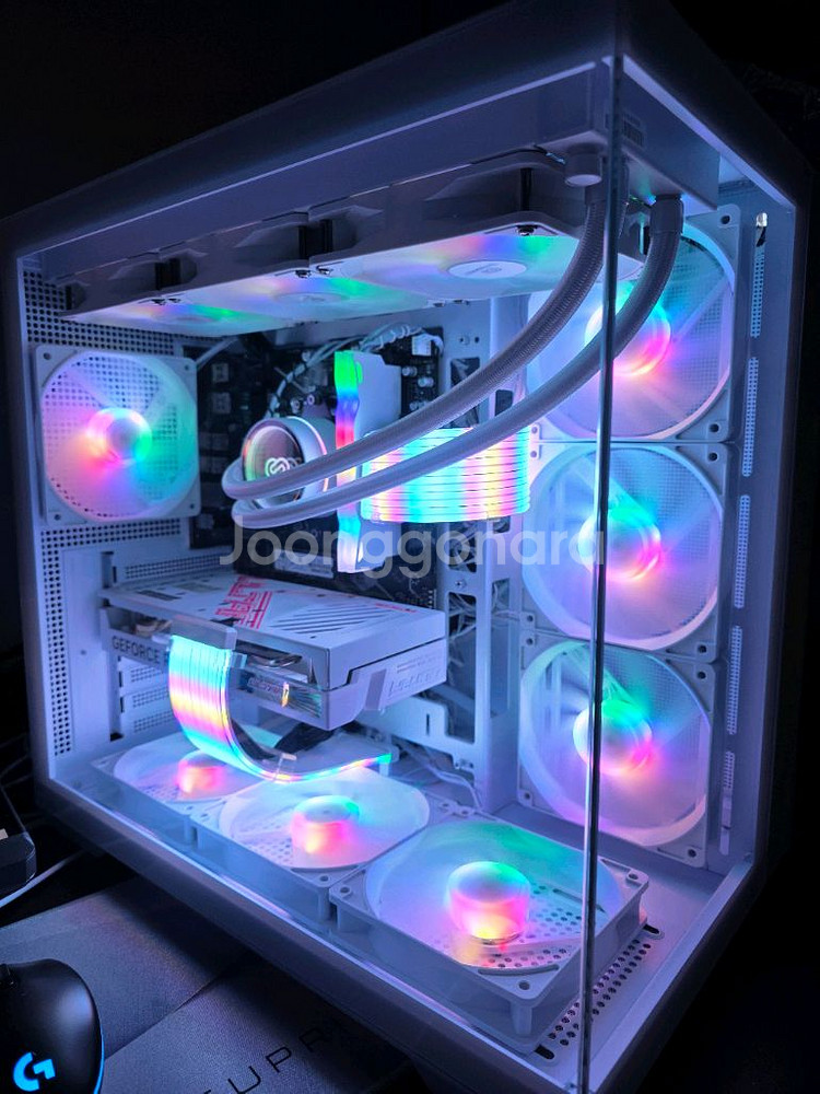 라이젠7 7700X RTX4060 감성본체 팝니다--0