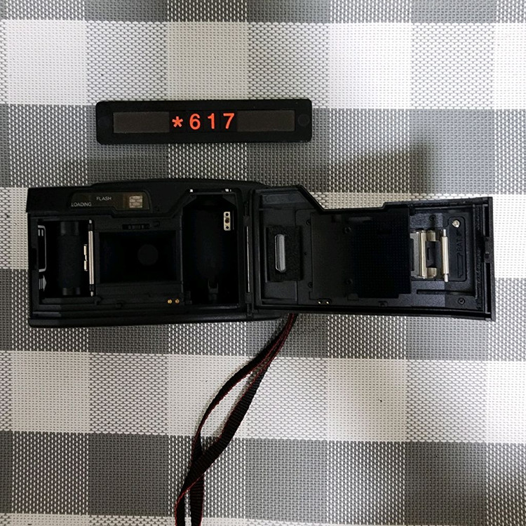 리코 XF-30 슈퍼 DATE 필름카메라 이미지