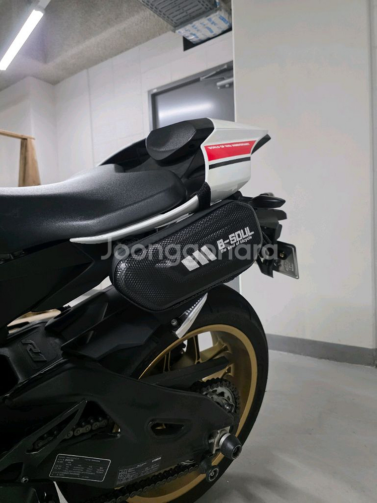야마하 YZF-R1 60주년 22년식 4,700km이하--2