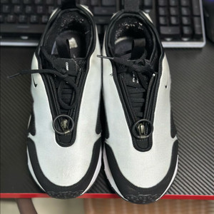 나이키x꼼데가르송 xp선더 옴므 255