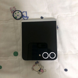갤럭시 z 플립6 512기가 화이트 팝니다