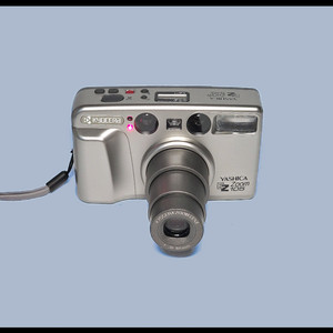 KYOCERA-YASHICA EZ zoom105.팔카