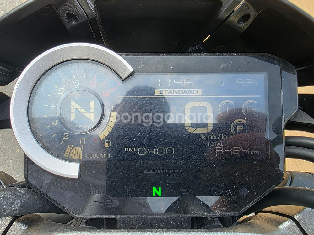 cb1000r--4