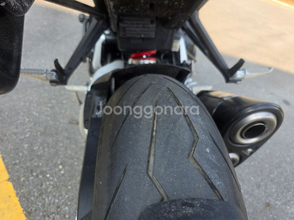 cb1000r--6