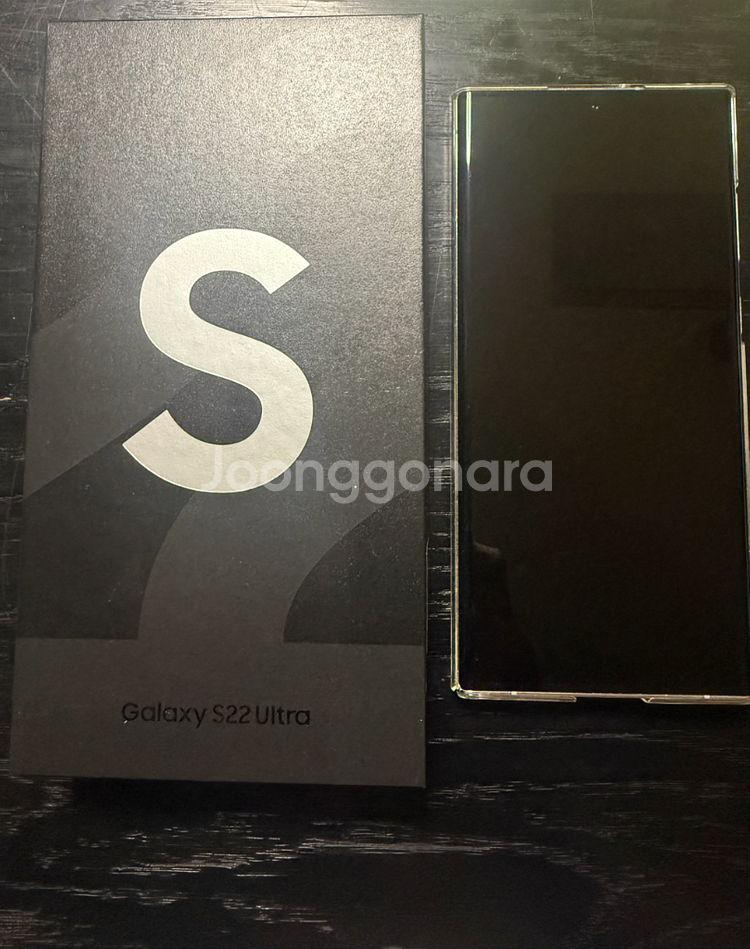 갤럭시 s22 울트라 255GB 화이트 새상품급--0