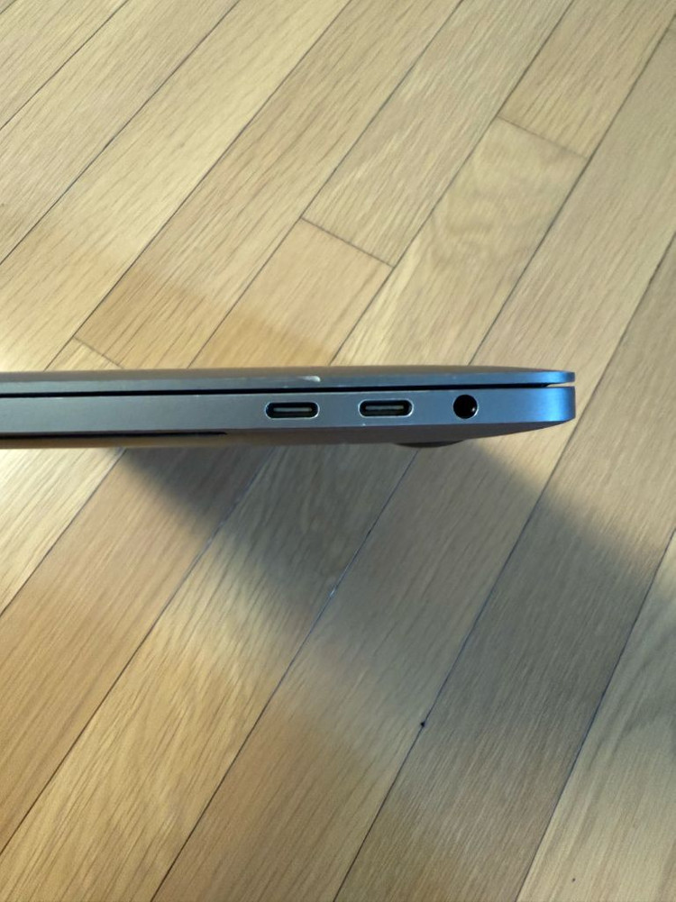 2020 맥북 프로 13 고급형 스페이스그레이--2