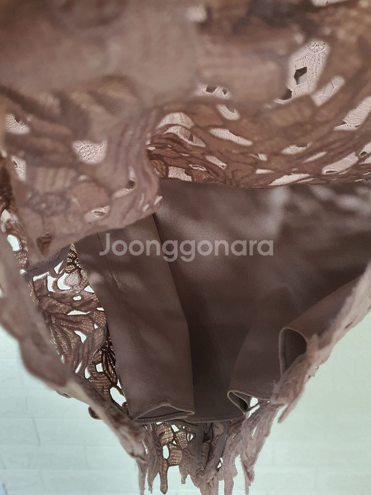 모조에스핀 mojosphine 자수 레이스 원피스--5