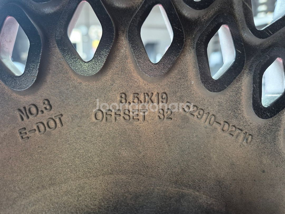 제네시스 G90 19인치 순정 불판휠 한대분 판매합니다--6