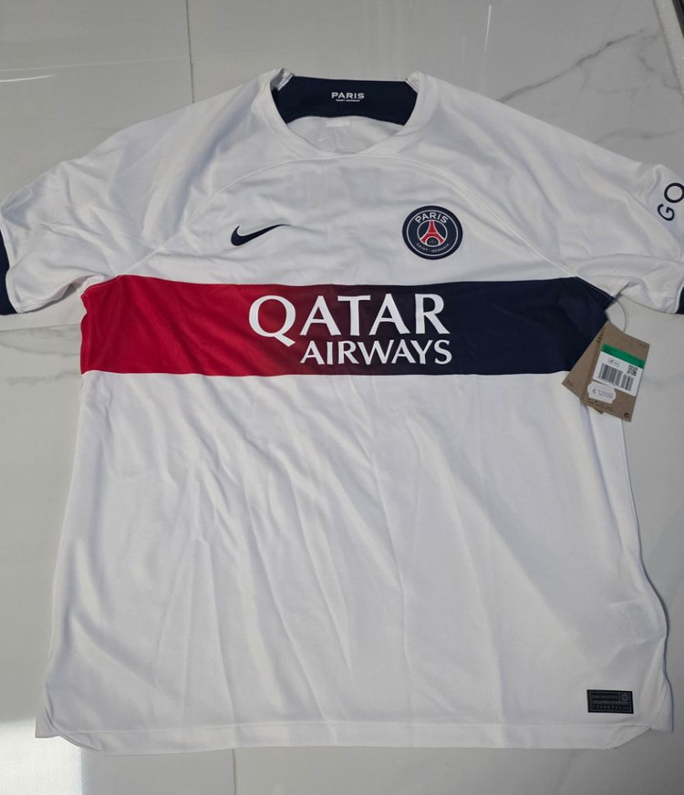 PSG 23/24 홈 어웨이 유니폼 이강인 이미지