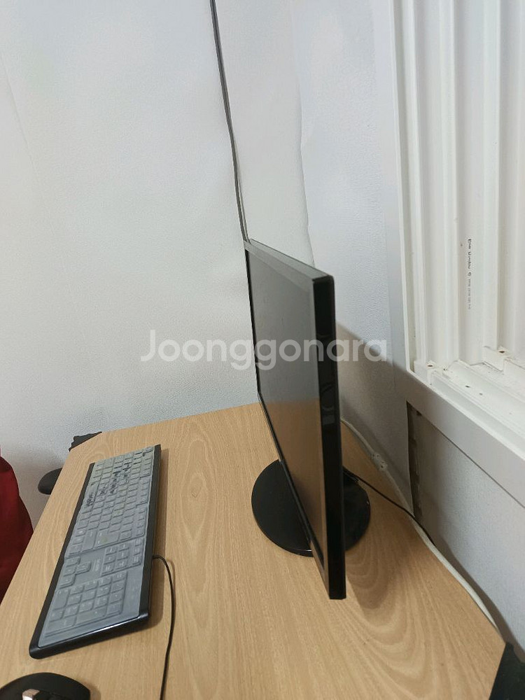 LG모니터 24인치--1