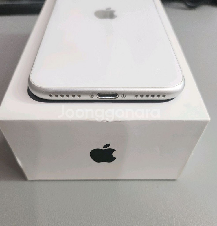 아이폰SE2 64GB 화이트(구성포함)--4