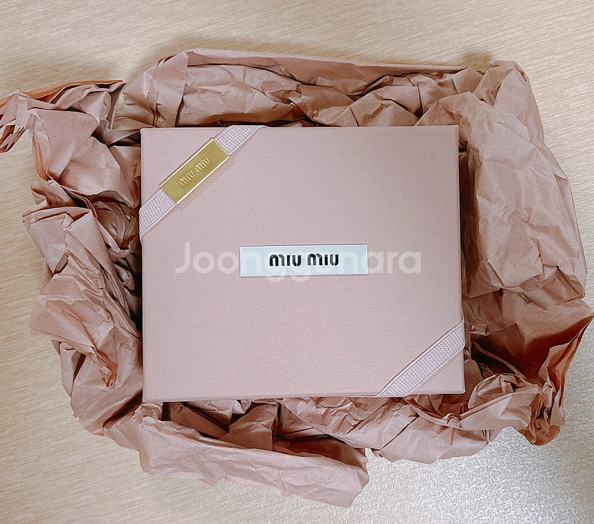 미우미우지갑--0