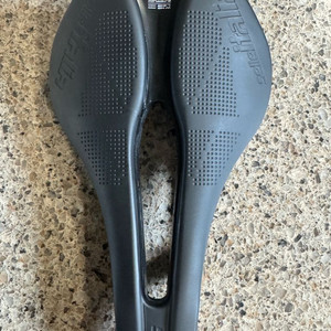 셀레 이탈리아 신형 노부스 에보 L3 안장