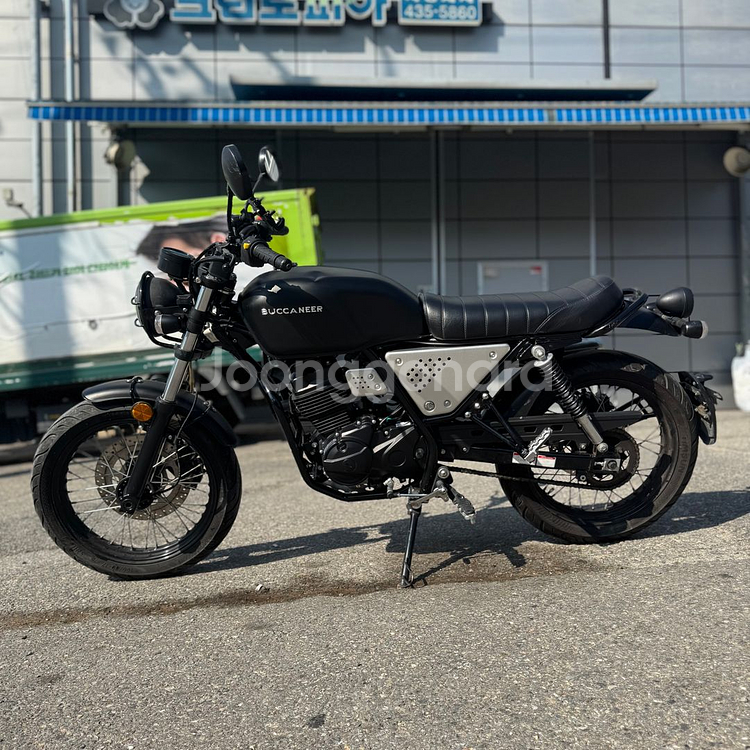 부캐너125 22년식 짧은키로수 입문용 판매--5
