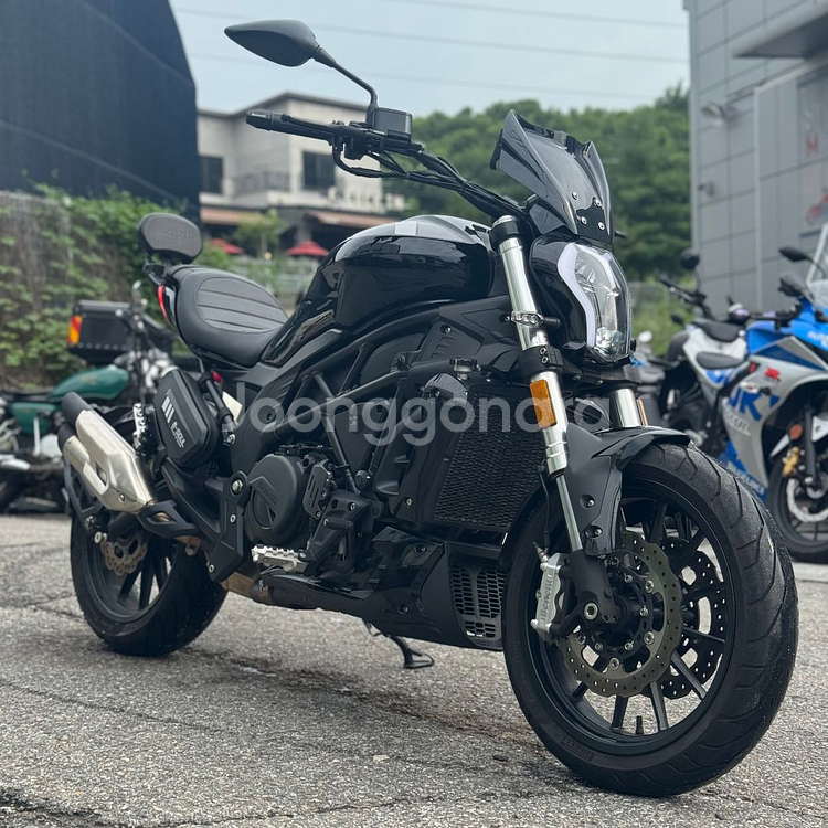 베넬리 502c 23년형 짧은키로수 판매합니다--0