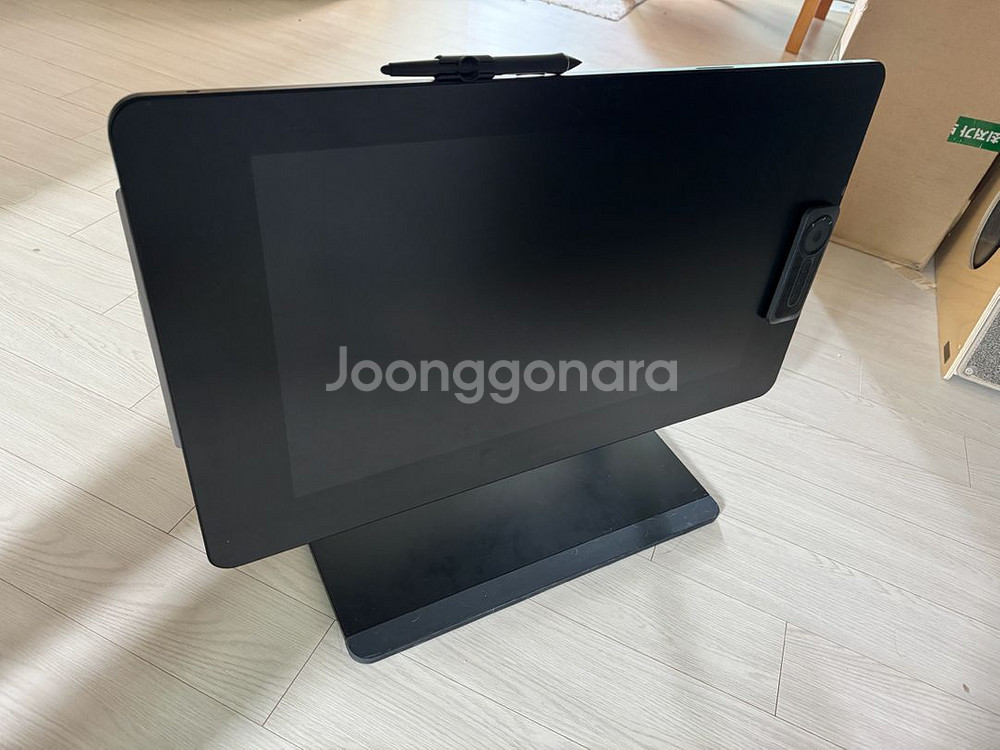 신티크프로 24 + 에르고스탠드--0