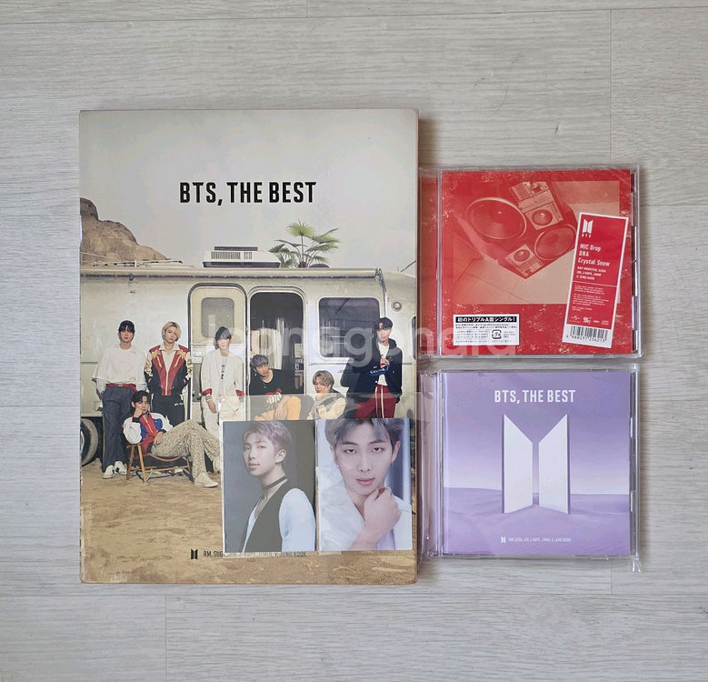 BTS 더베스트 FC한정반 + 통상반 + 일본앨범 1장--0