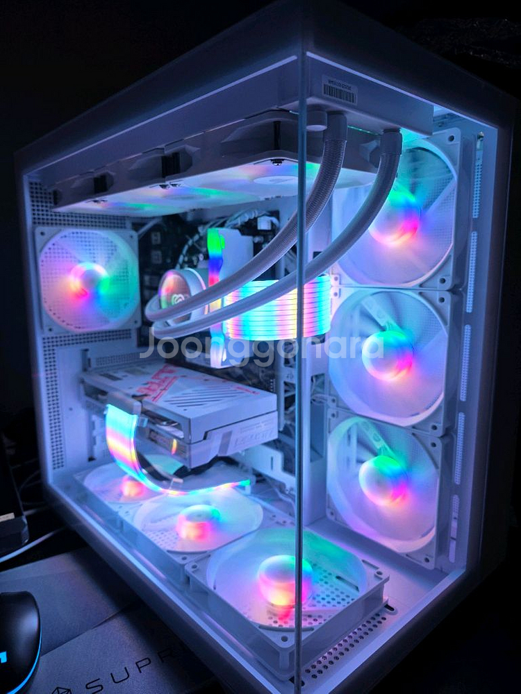 라이젠7 7700X RTX4060 감성본체--1