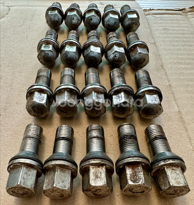 보센 정품 휠 볼트 (M14 X 1.5 10.4)--0