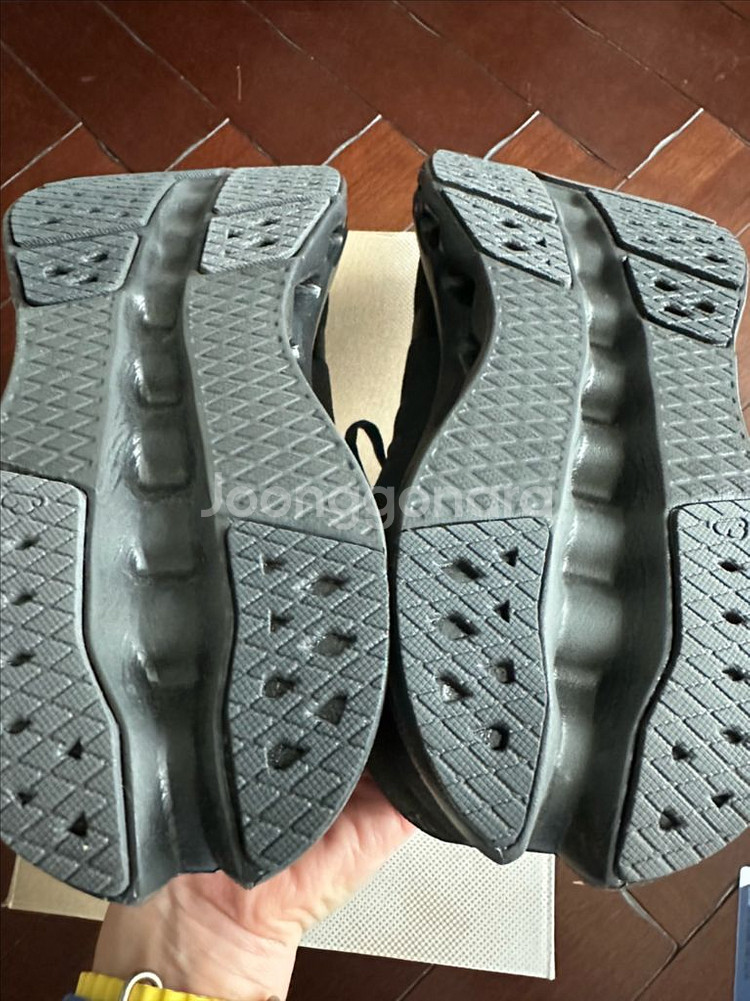 온러닝 클라우드서퍼2 올블랙(250mm)--5