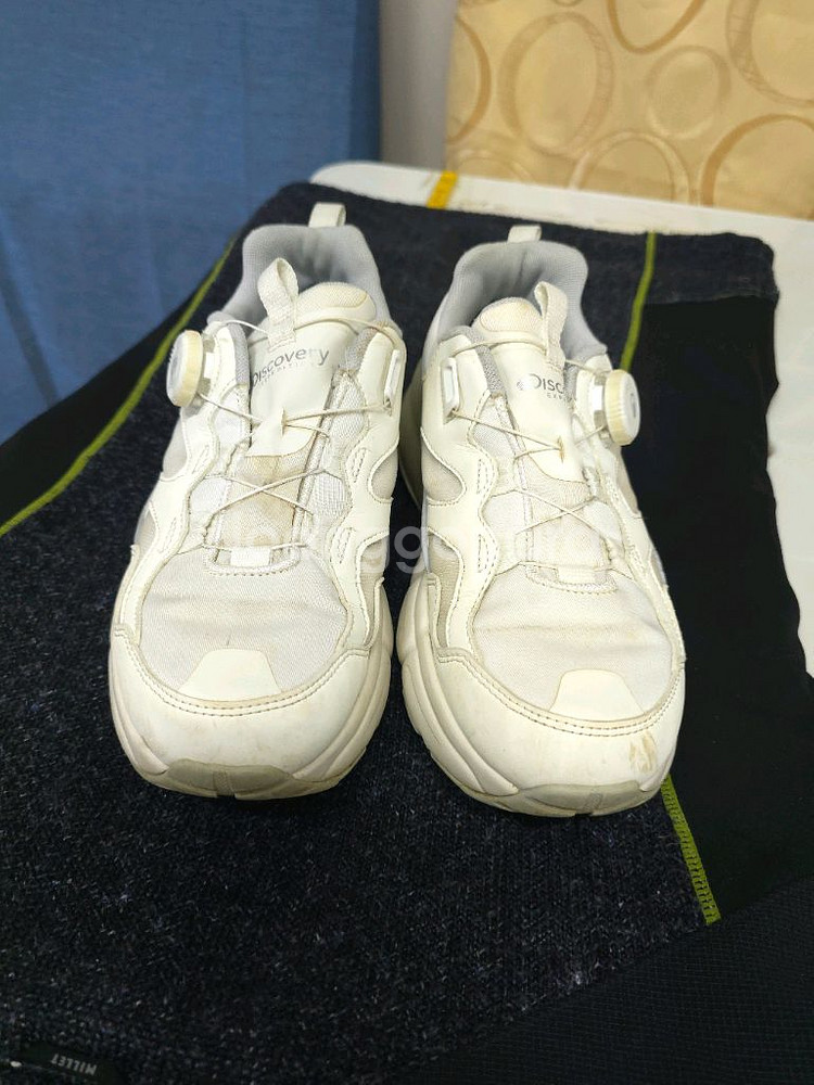 디스커버리 고어텍스 운동화 화이트--1